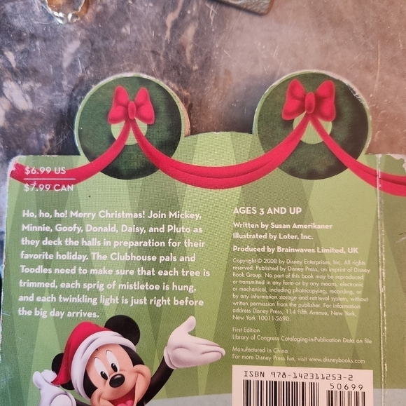 Disney book - Picture 4 of 8